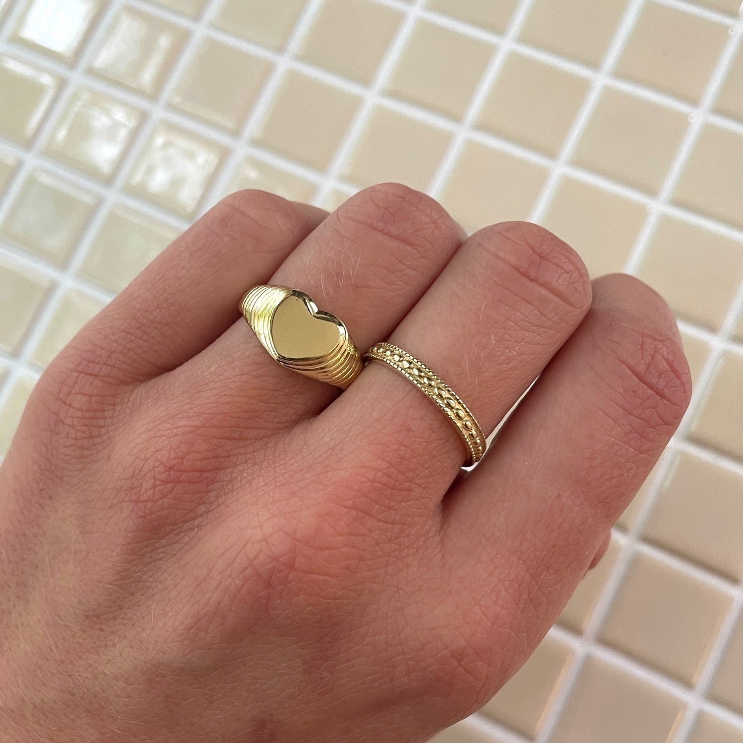 Engraving Ring Heart with Initial | Gold colored
